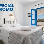 Hotel Paros By Kottas 3*