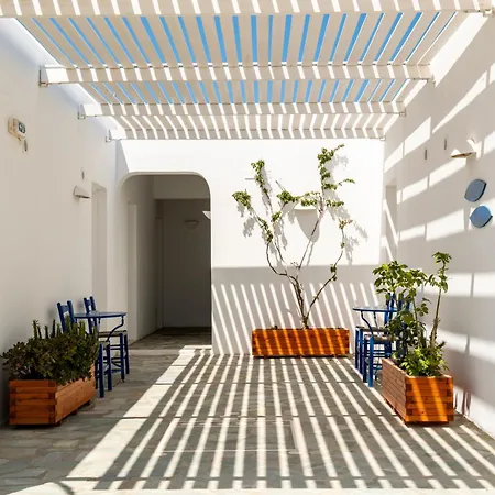 Paros By Kottas מלון 3*