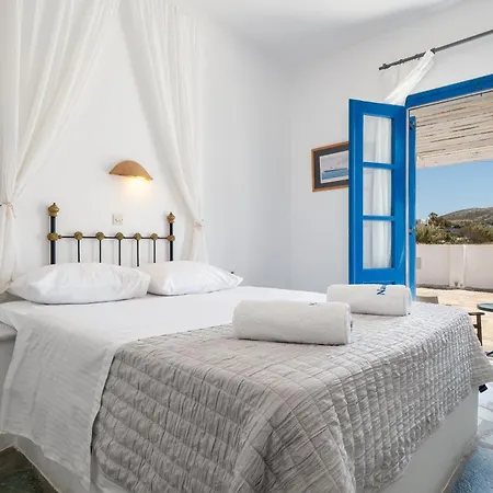 Hotel Paros By Kottas 3*