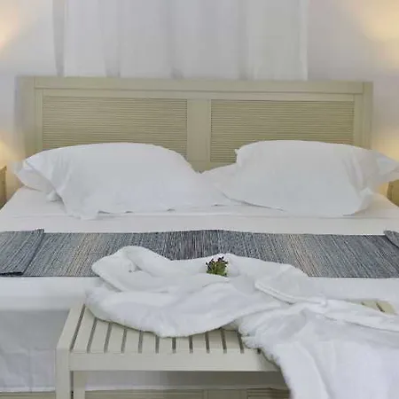 מלון Paros By Kottas נאוסה