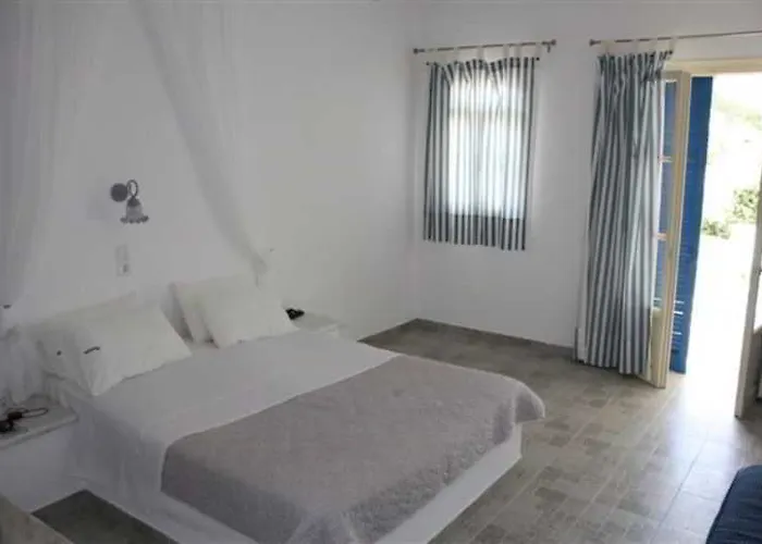 Paros By Kottas 호텔